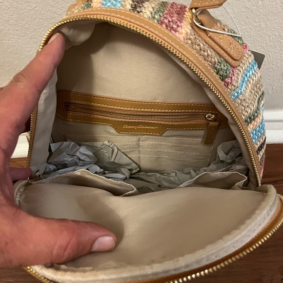 NEW NWT TOMMY BAHAMA Straw-Striped Backpack MULTI COLOR Brown Pink Zip Around - Picture 7 of 10